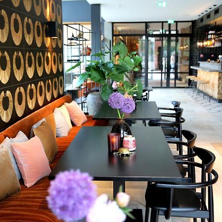 Van Der Valk Hotel Den Haag - Voorschoten Exterior foto
